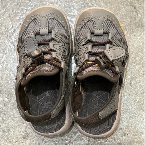 The North Face Kids' Gray and Orange Shoes - Picture 6 of 8